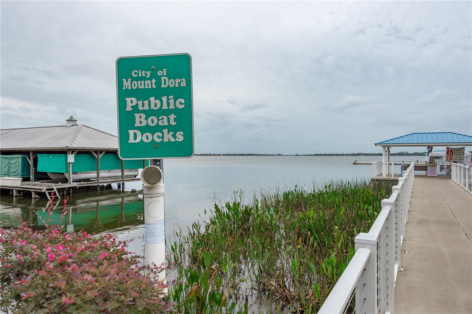 Image 44 of 47 For 245 Rhodes Street