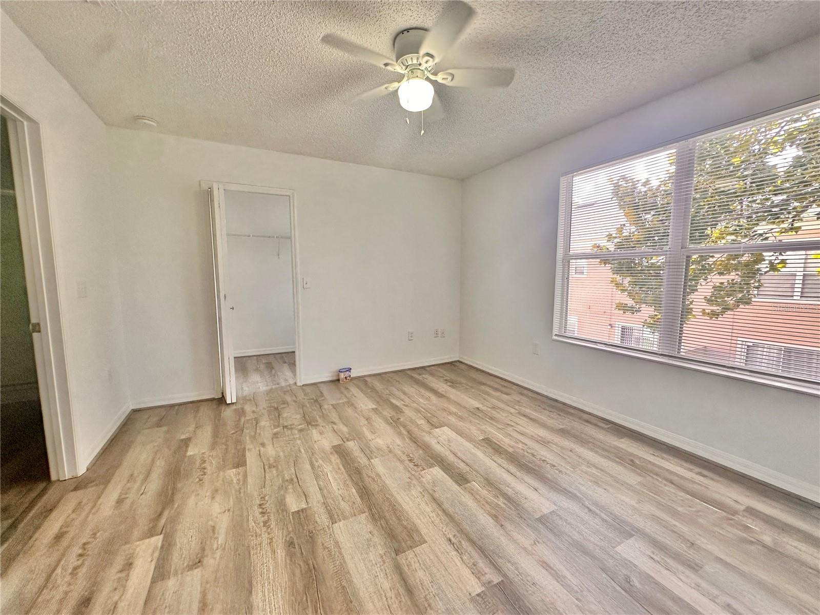 Image 11 of 19 For 5081 Kingscrest Lane