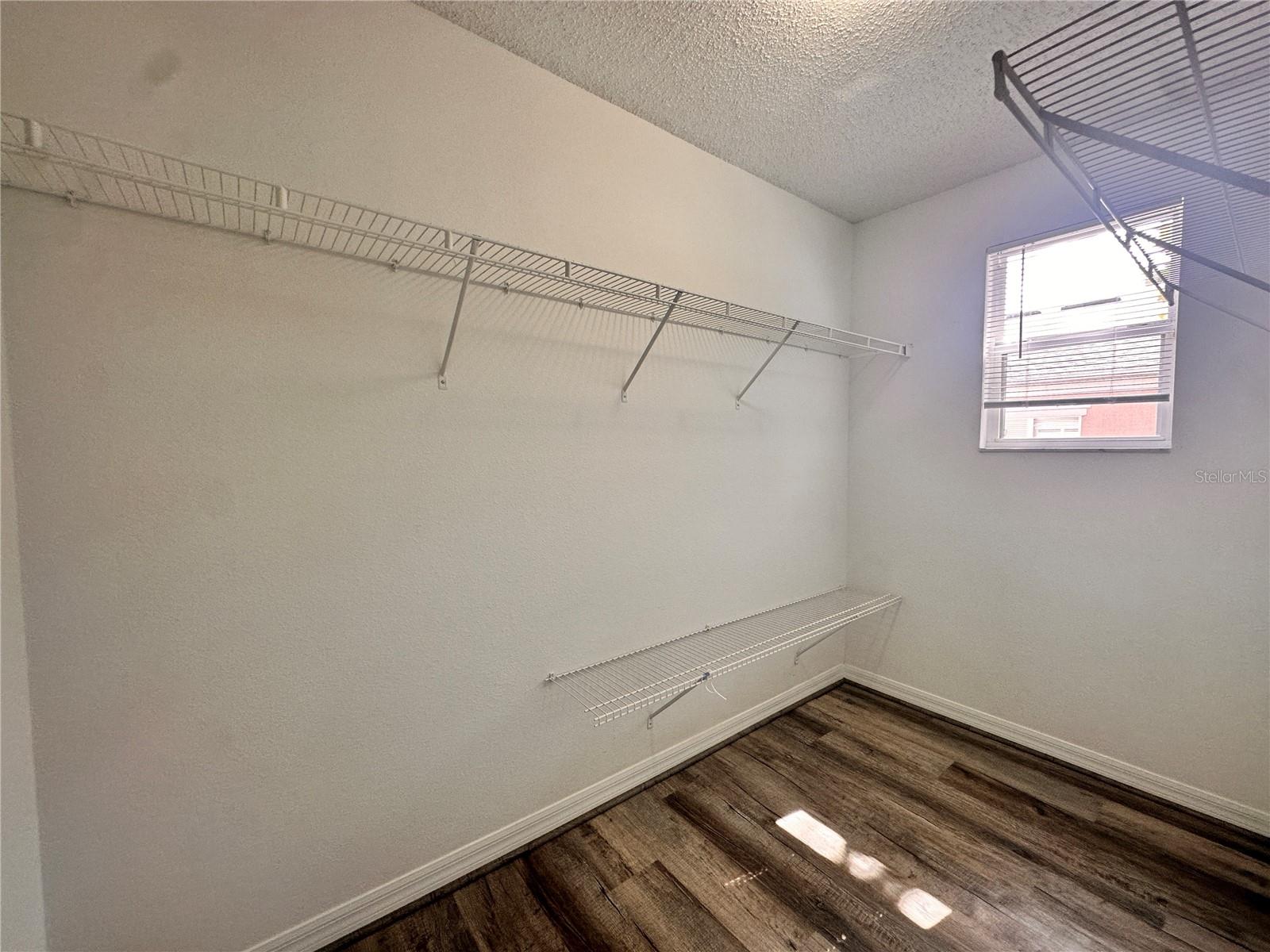 Image 13 of 19 For 5081 Kingscrest Lane