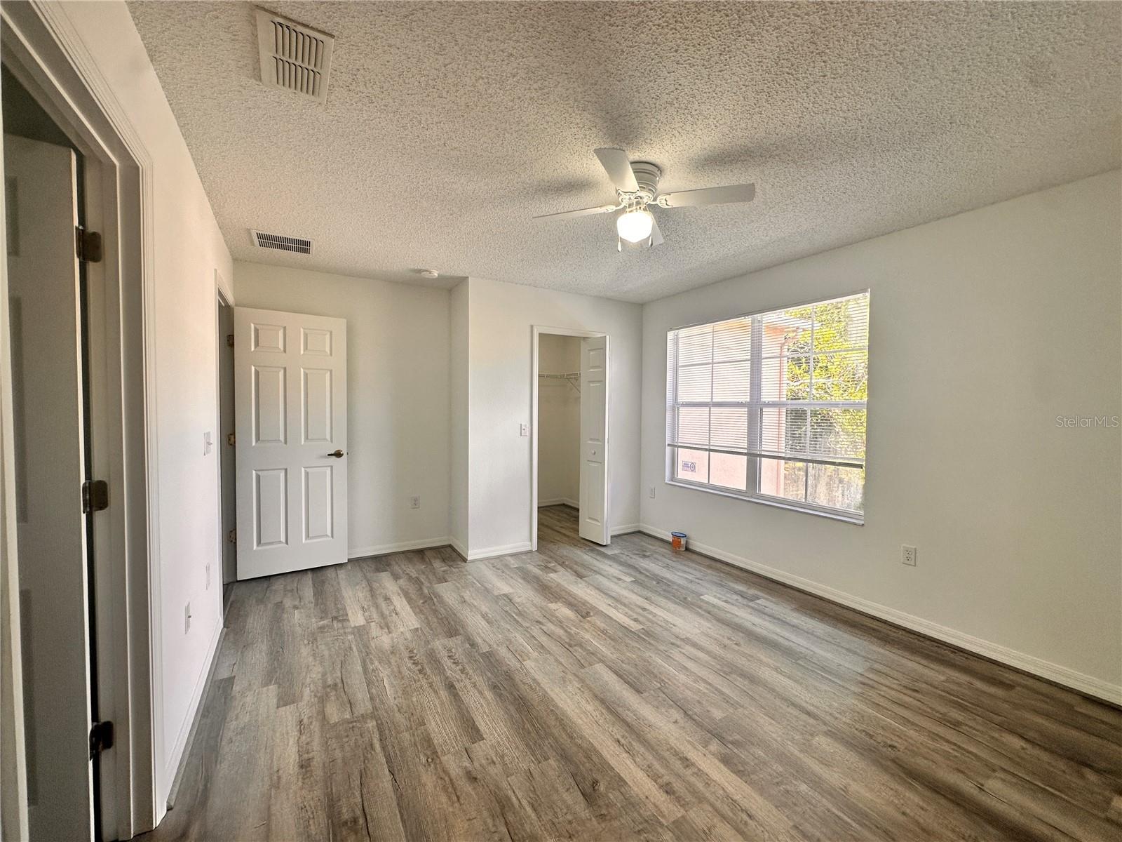 Image 16 of 19 For 5081 Kingscrest Lane