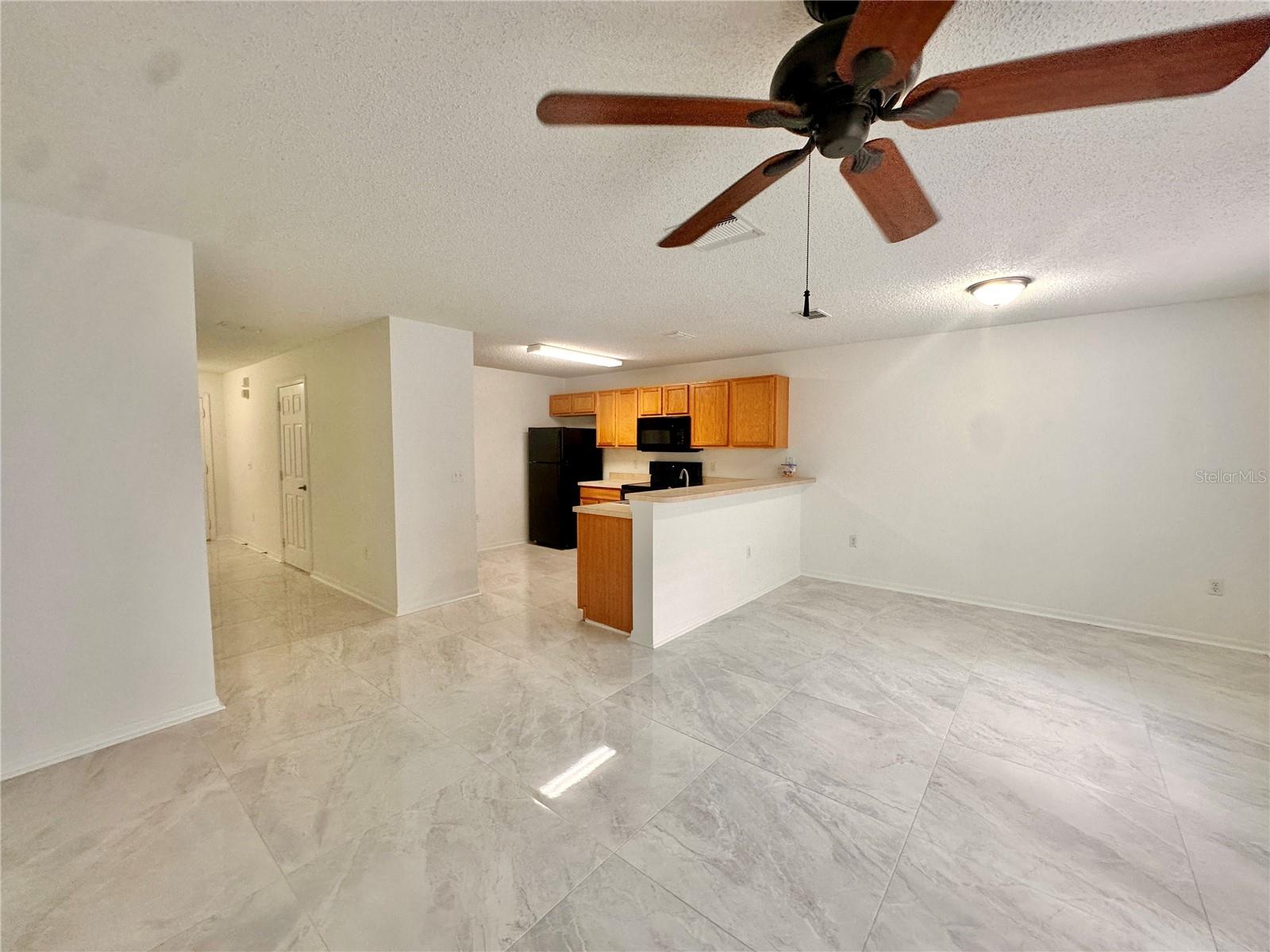 Image 4 of 19 For 5081 Kingscrest Lane