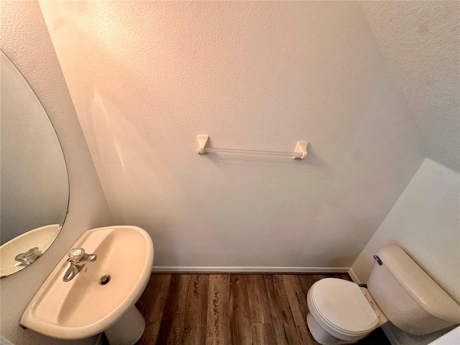 Image 9 of 19 For 5081 Kingscrest Lane