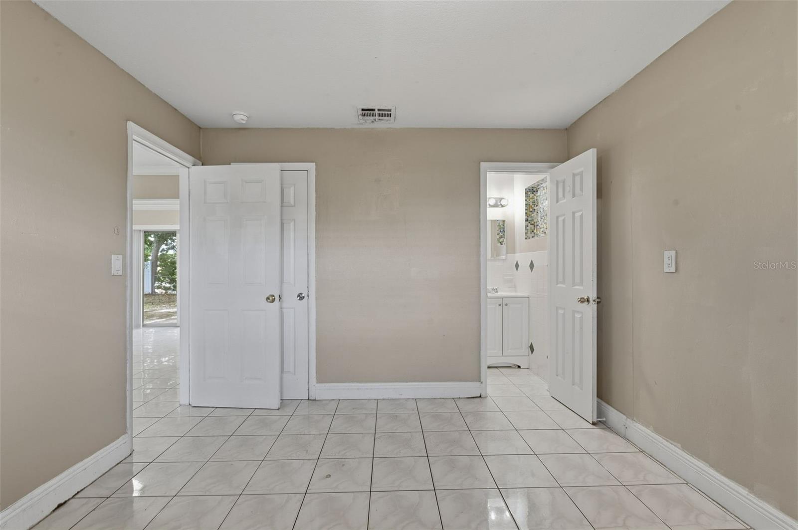 Image 18 of 36 For 427 65th Avenue