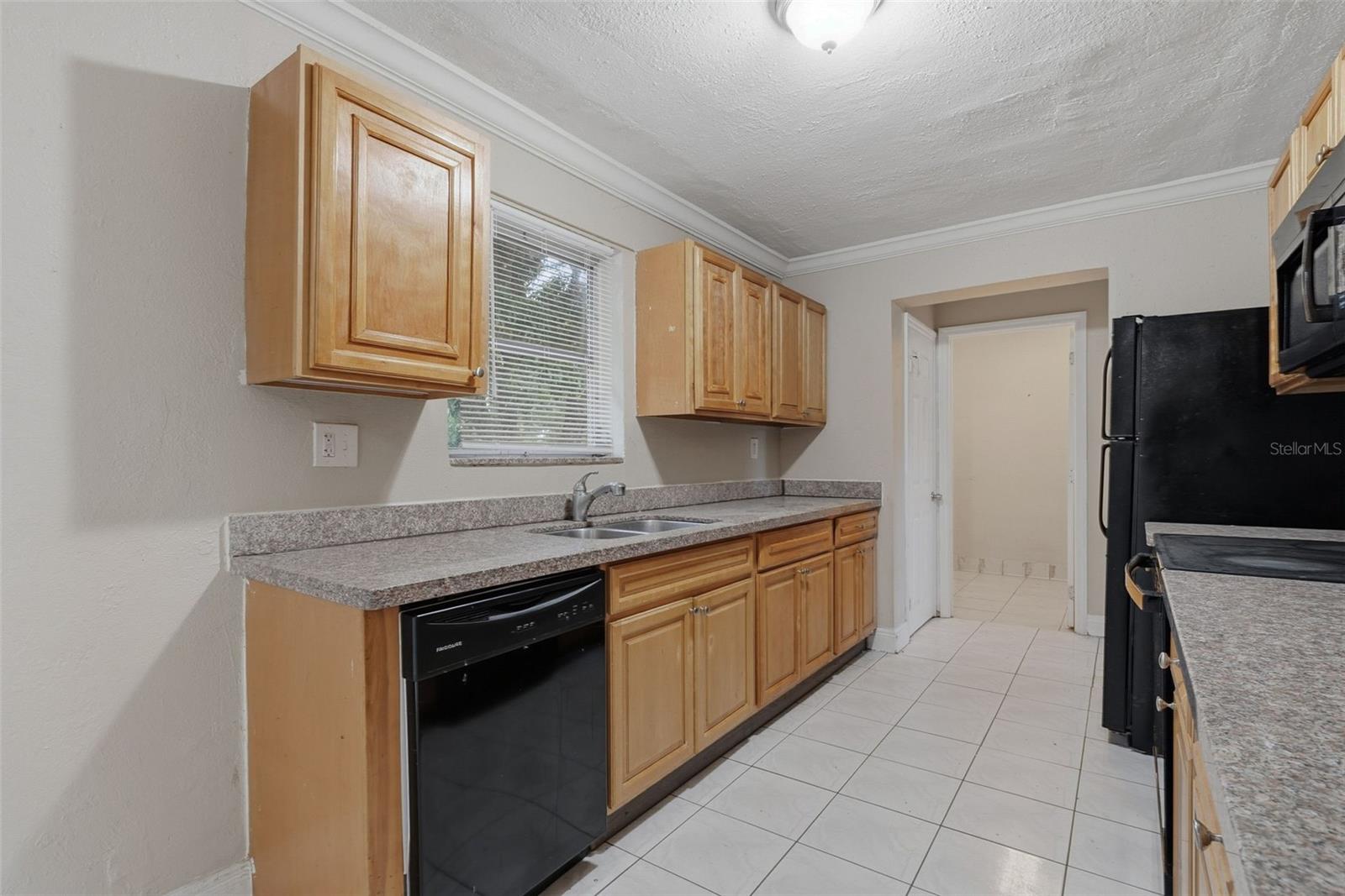 Image 3 of 36 For 427 65th Avenue