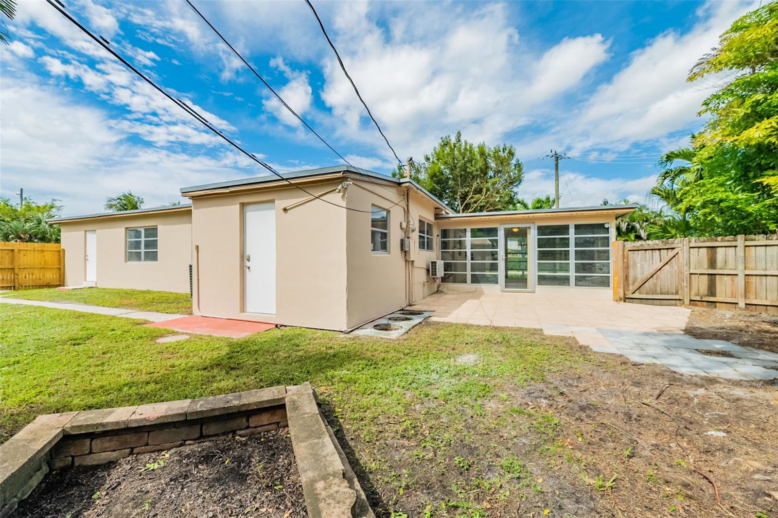 Image 27 of 29 For 1600 27th Drive