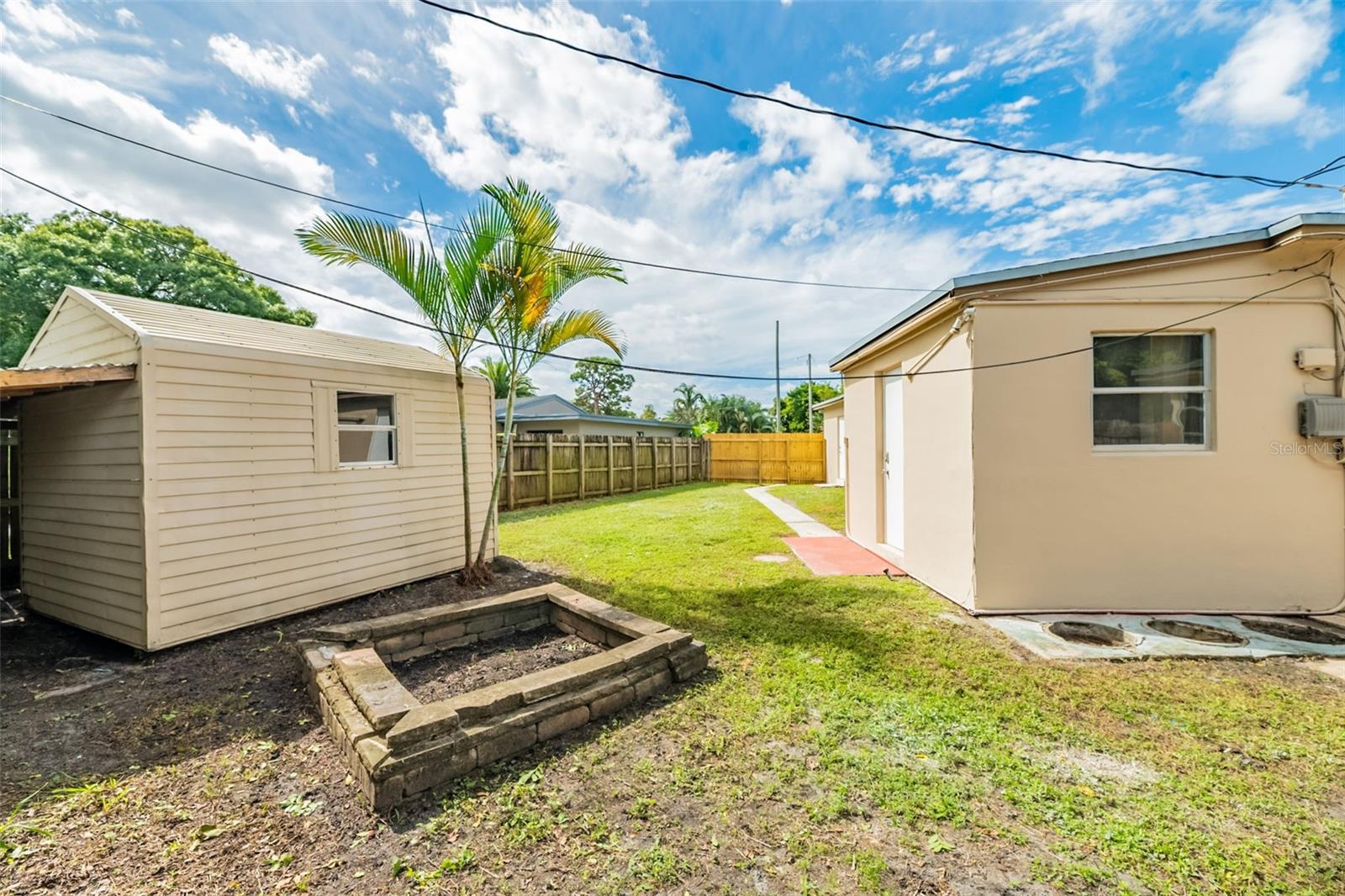 Image 28 of 29 For 1600 27th Drive