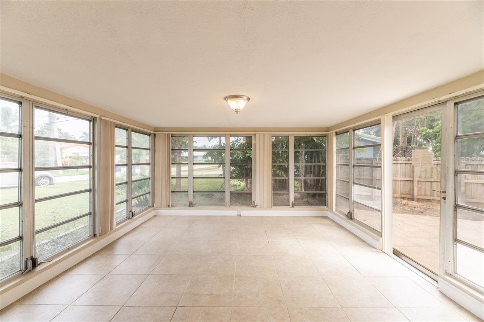 Image 9 of 29 For 1600 27th Drive