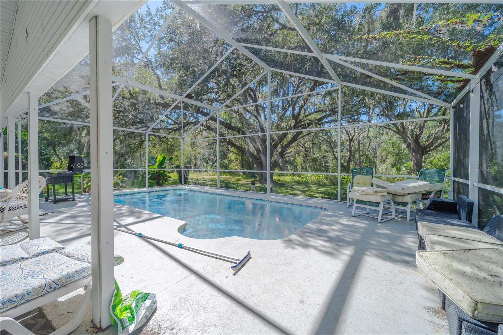 Image 17 of 18 For 4242 Leafway Circle