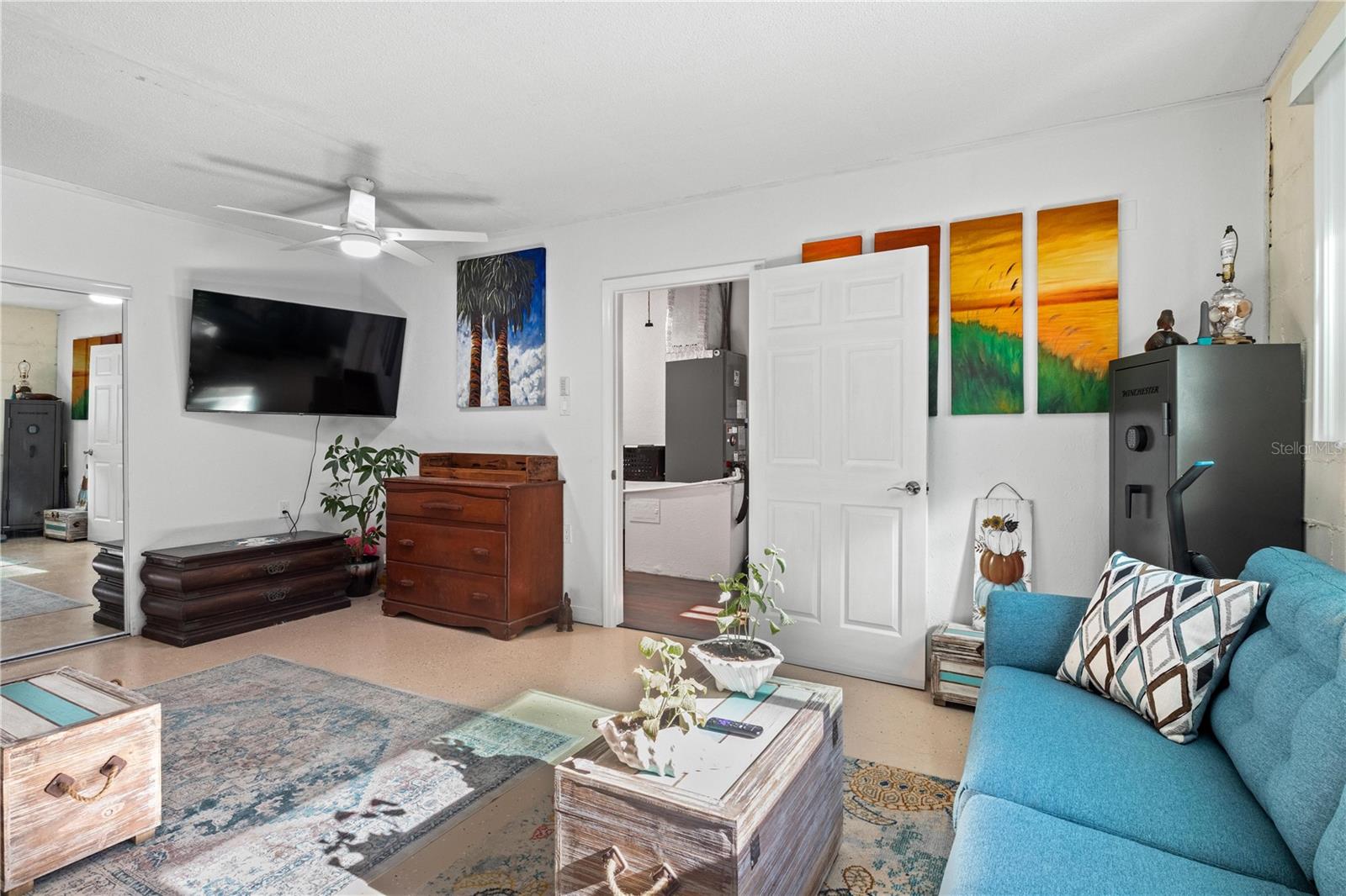 Image 11 of 31 For 9107 Royal Palm Drive