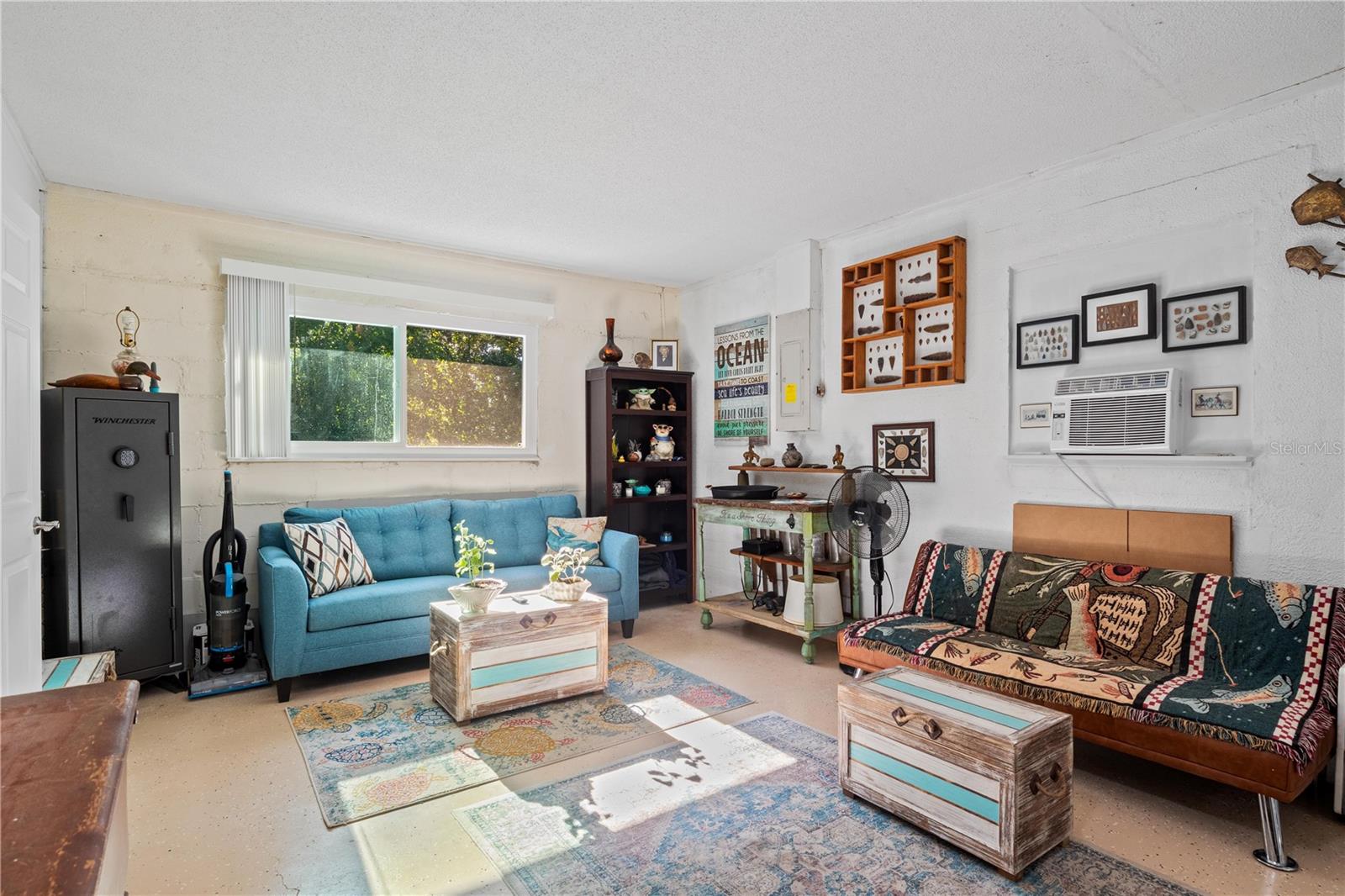 Image 12 of 31 For 9107 Royal Palm Drive