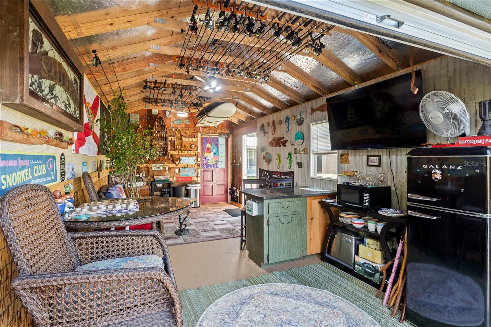 Image 25 of 31 For 9107 Royal Palm Drive