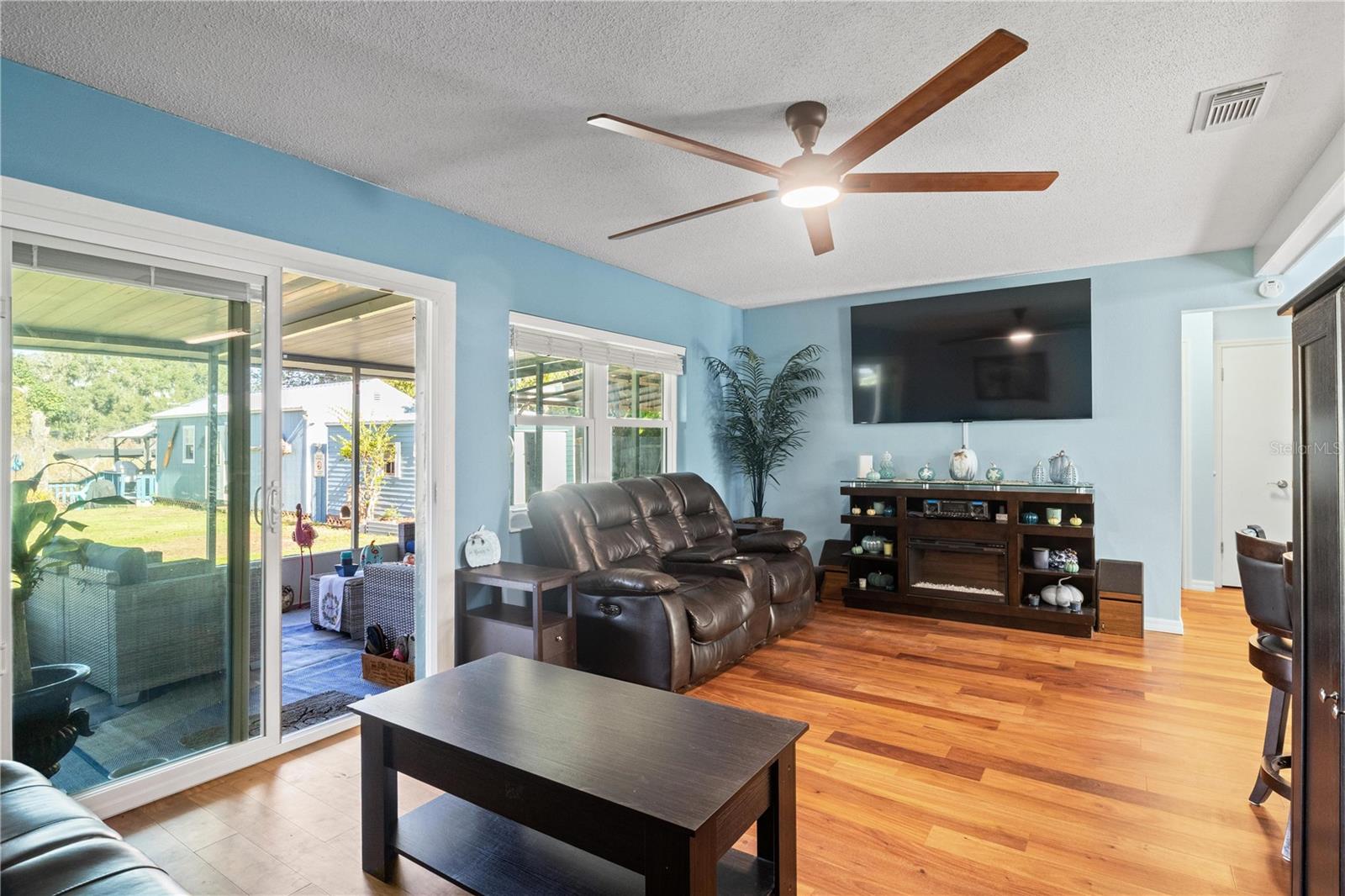 Image 6 of 31 For 9107 Royal Palm Drive