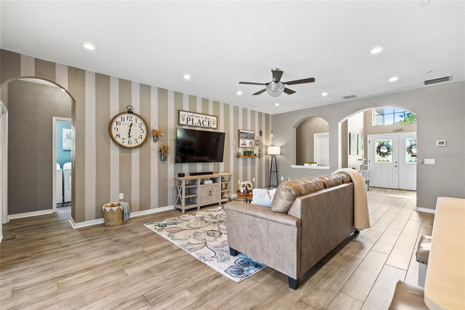 Image 11 of 57 For 831 Lost Grove Circle