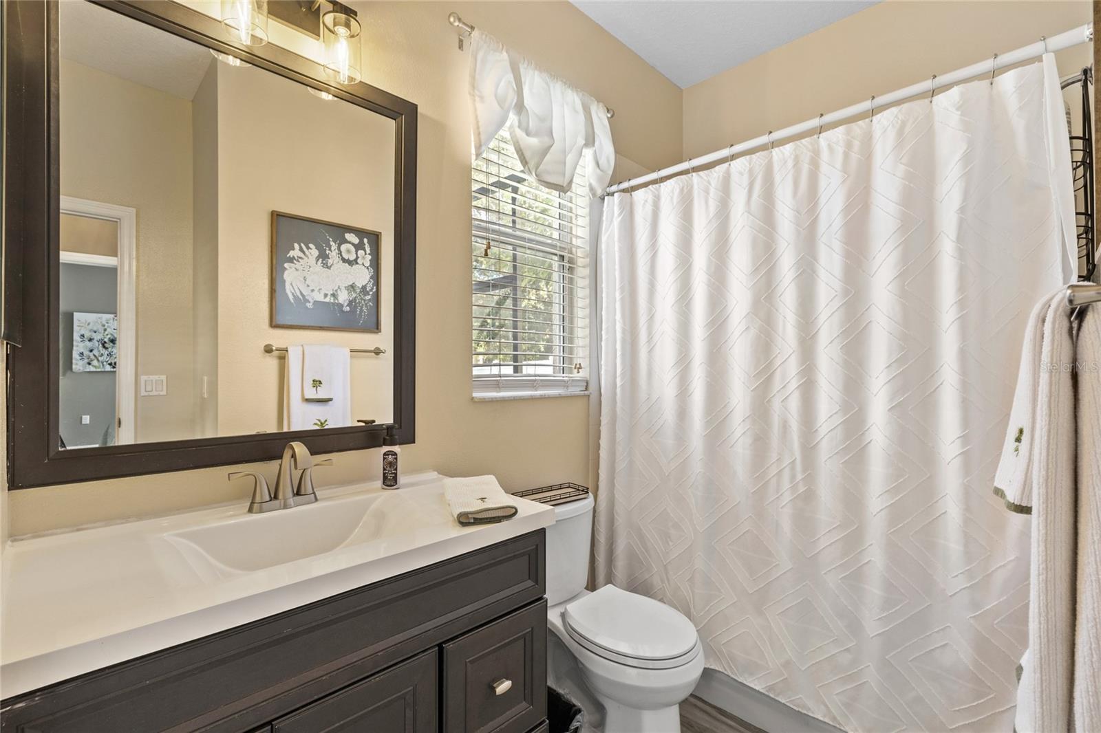 Image 23 of 57 For 831 Lost Grove Circle