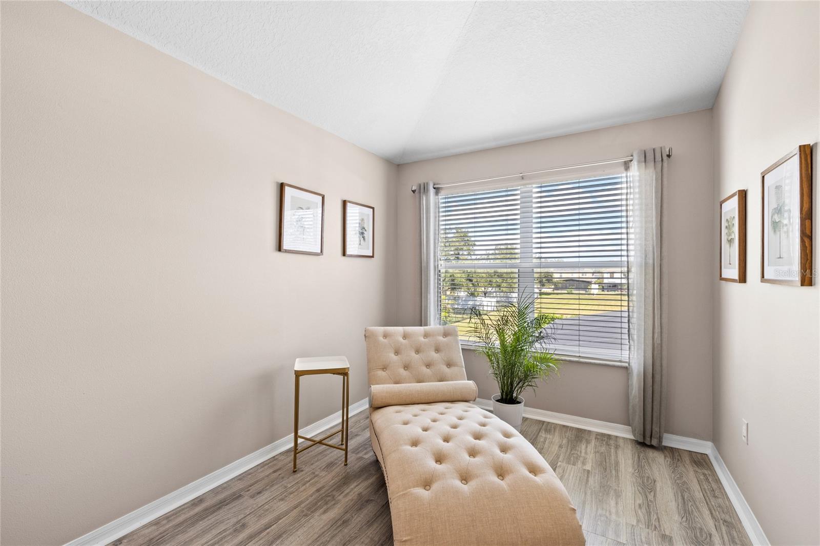 Image 32 of 57 For 831 Lost Grove Circle