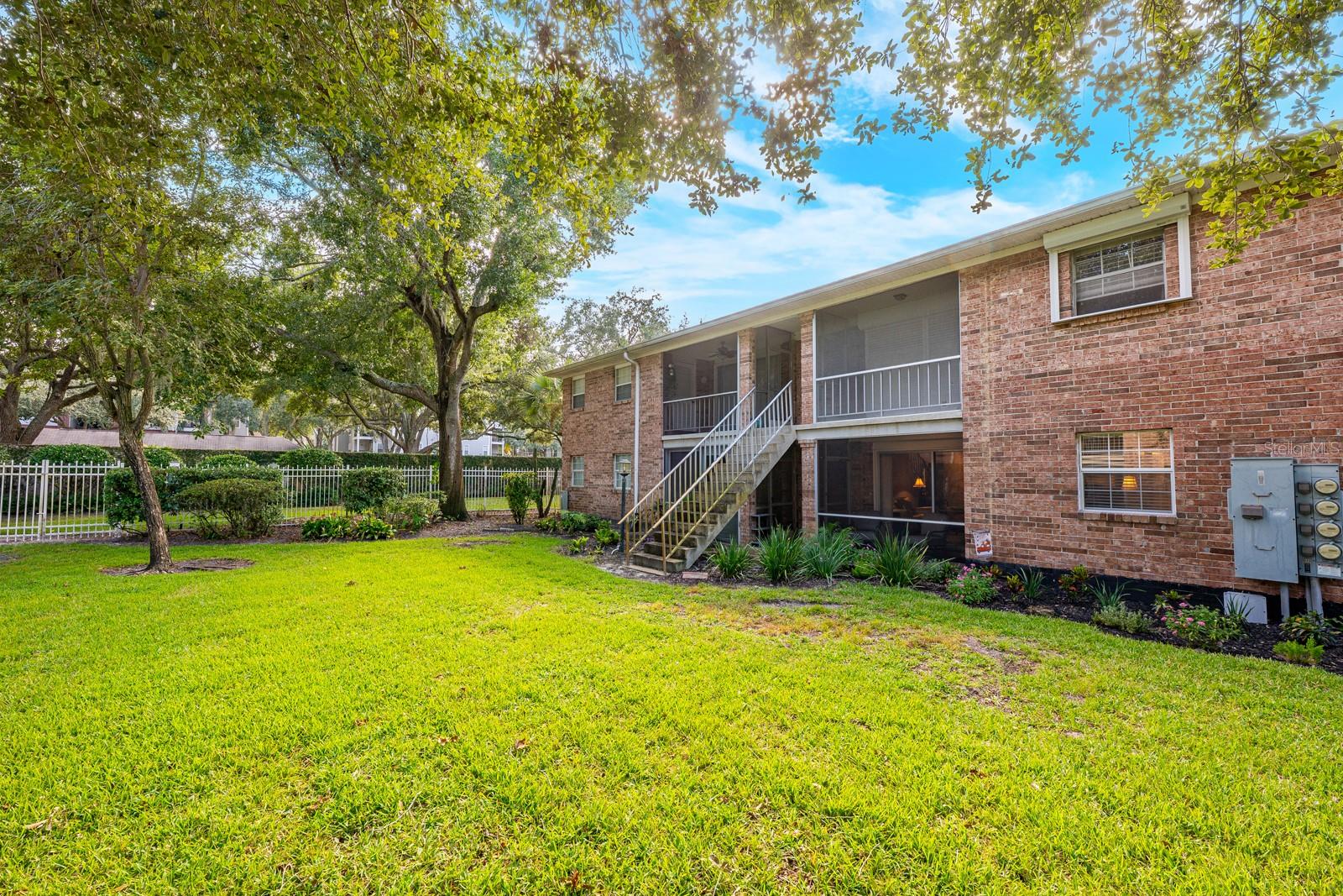 Image 22 of 40 For 4224 Lake Underhill Road 8b5