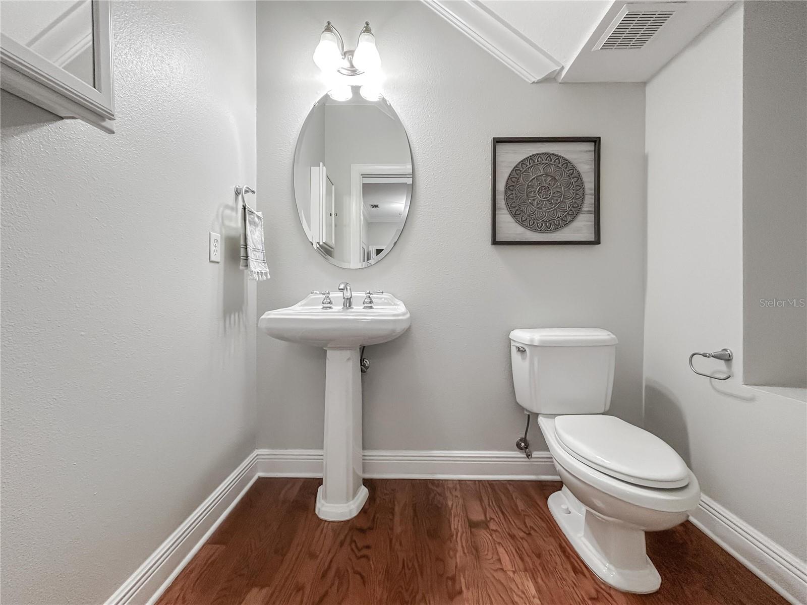 Image 18 of 36 For 254 Valencia Circle