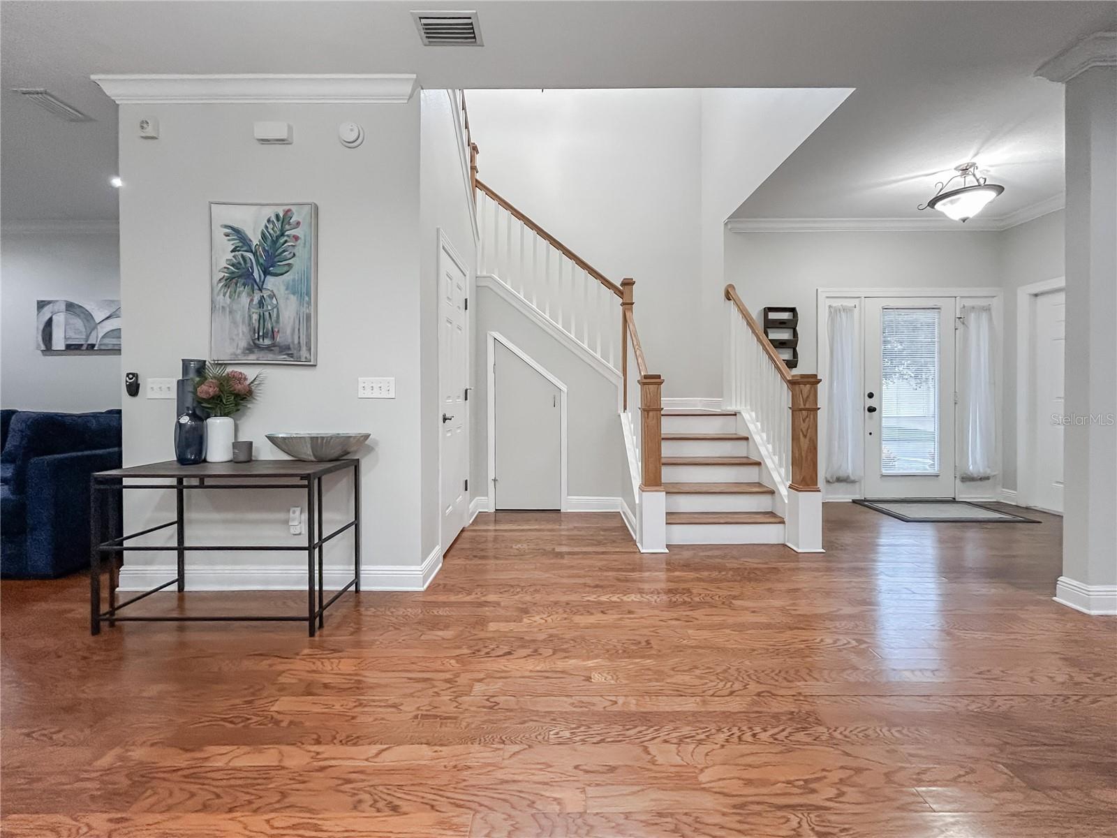 Image 20 of 36 For 254 Valencia Circle