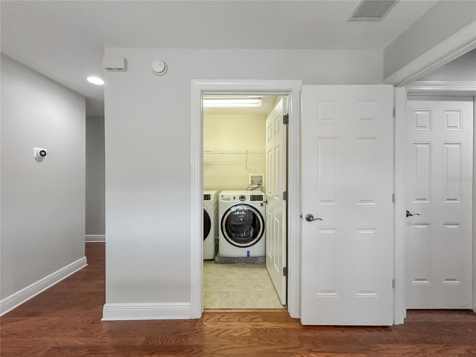 Image 23 of 36 For 254 Valencia Circle