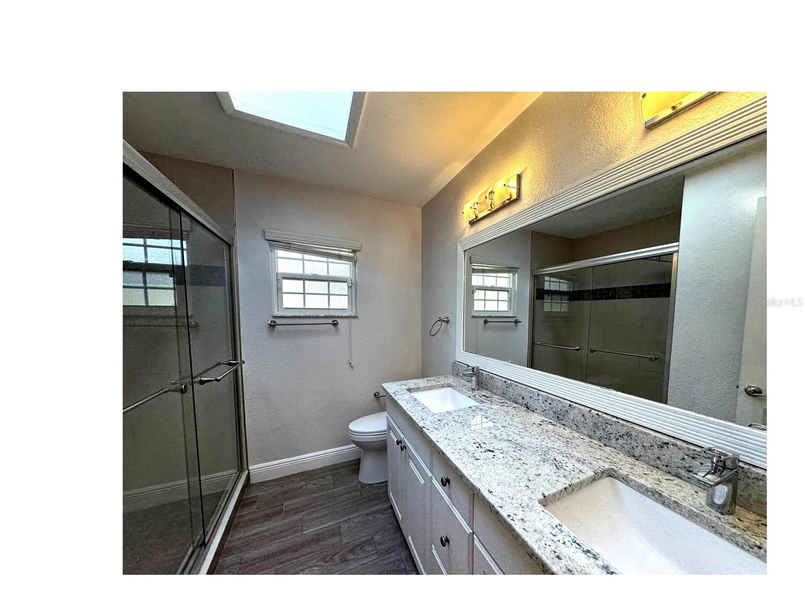 Image 10 of 21 For 729 Hayden Lane