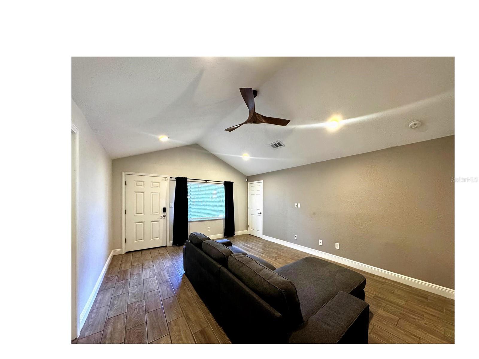 Image 12 of 21 For 729 Hayden Lane