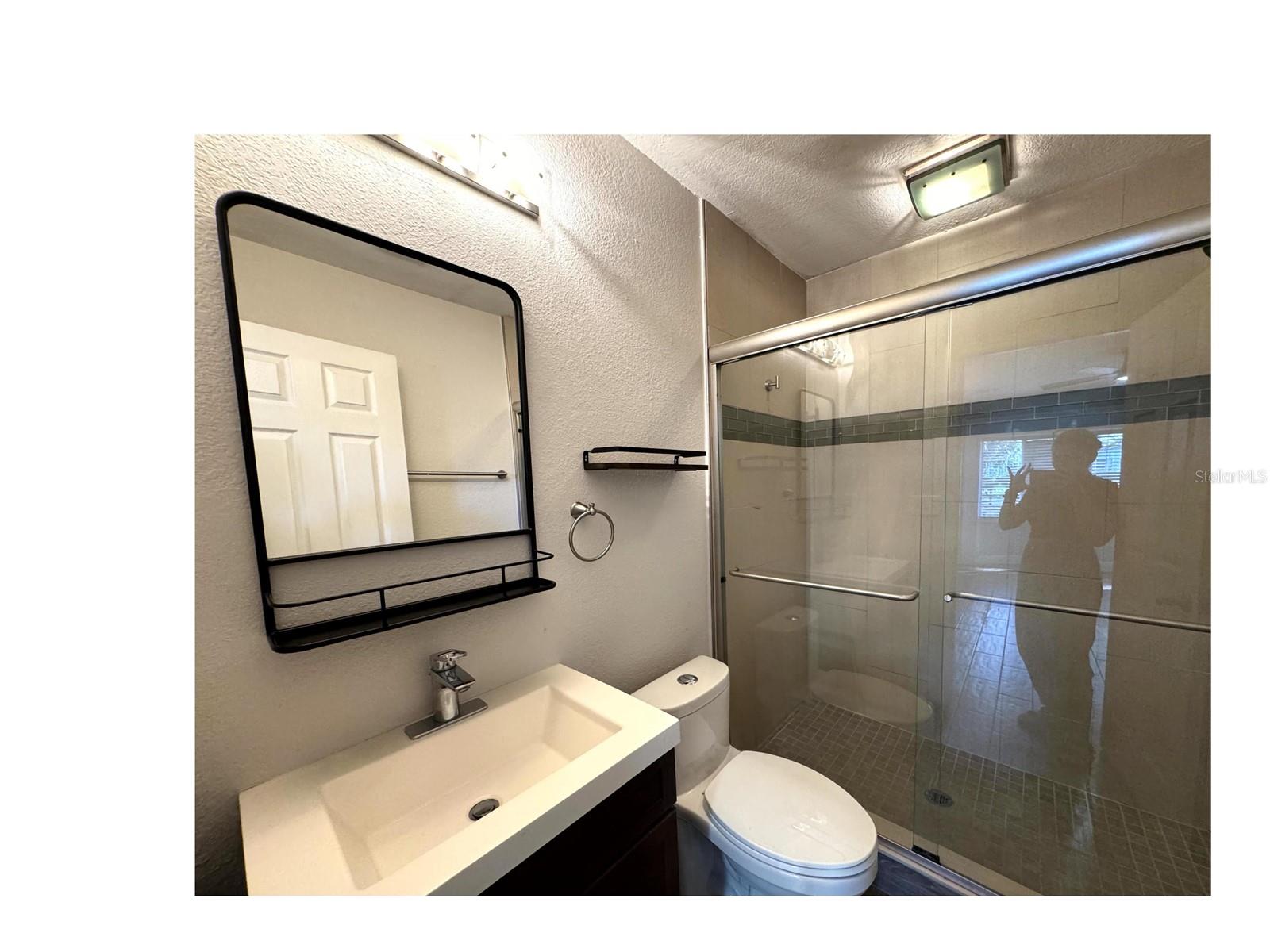 Image 3 of 21 For 729 Hayden Lane