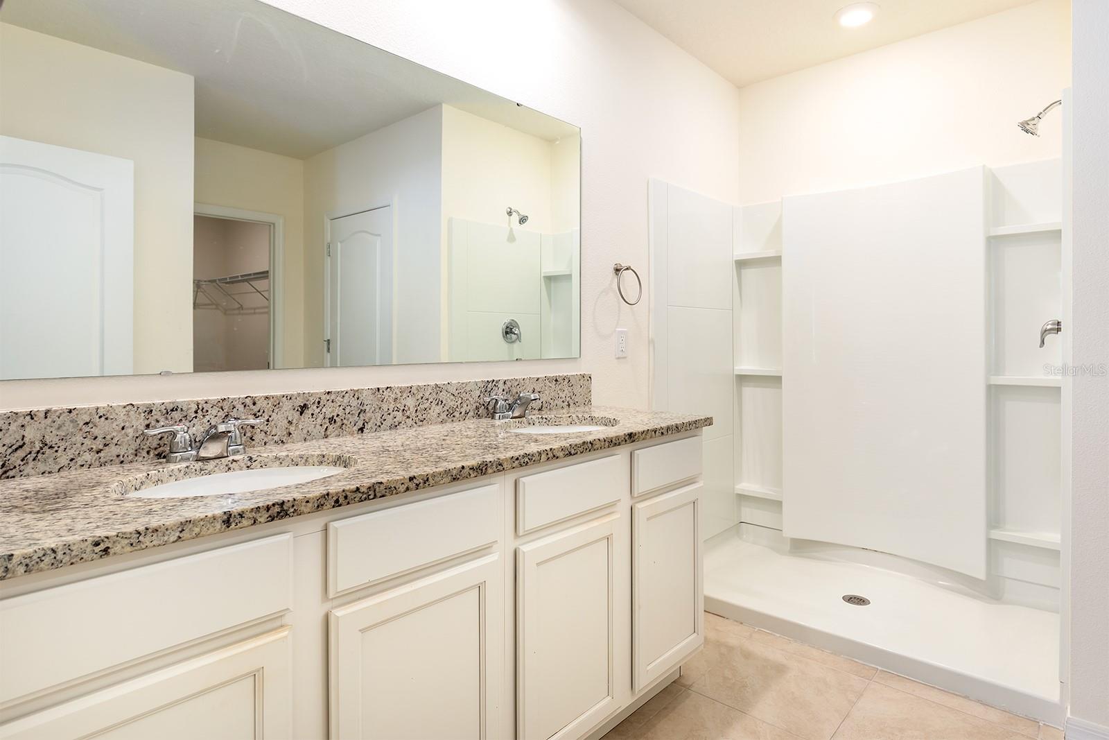 Image 16 of 24 For 3330 Eastgrove Terrace