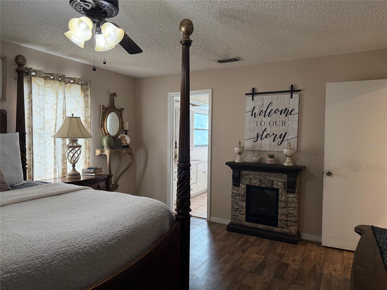 Image 5 of 7 For 4298 139 Street Road