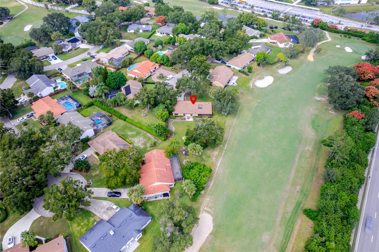 Image 15 of 35 For 7203 Woodville Crescent