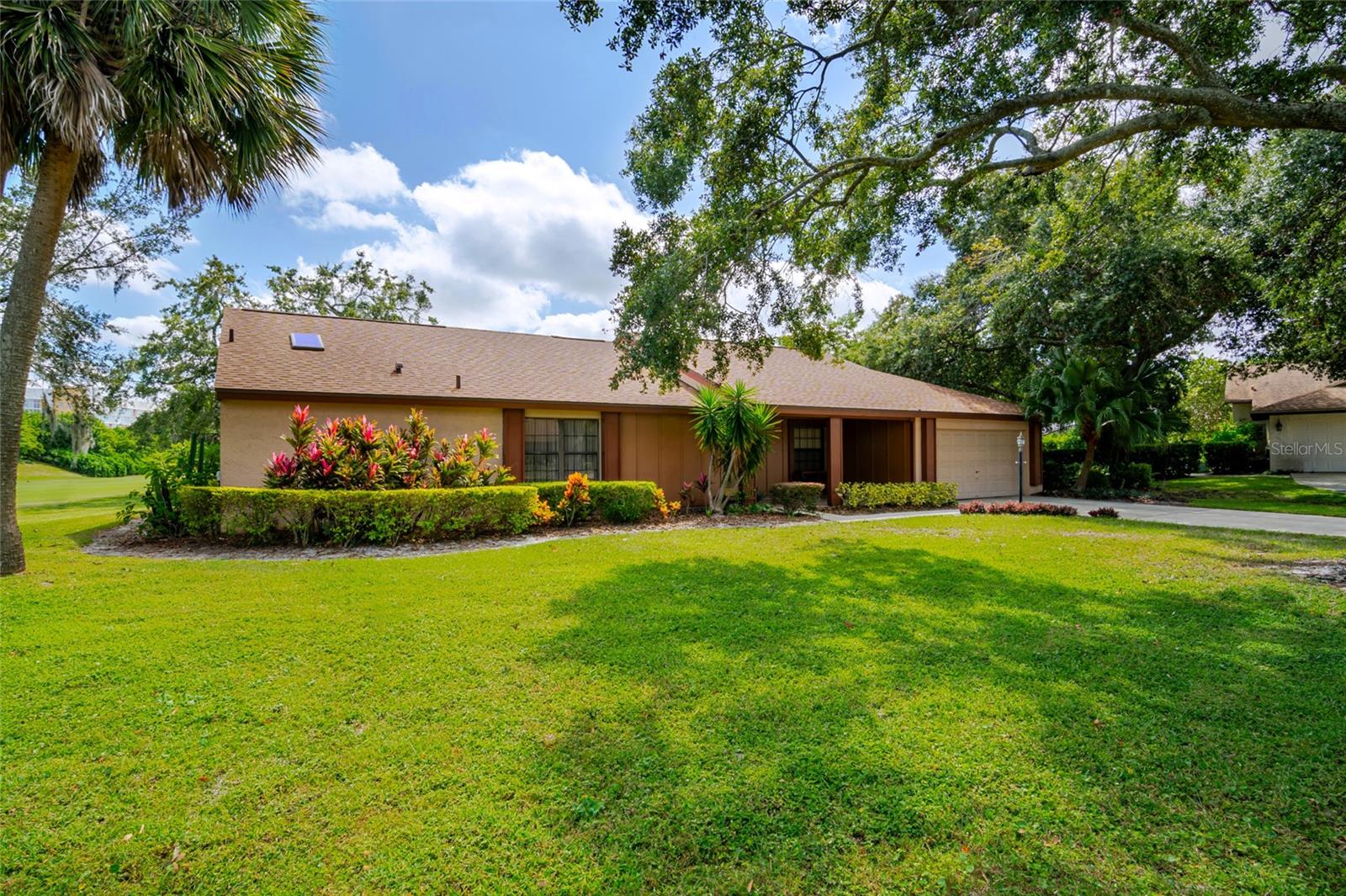 Image 2 of 35 For 7203 Woodville Crescent