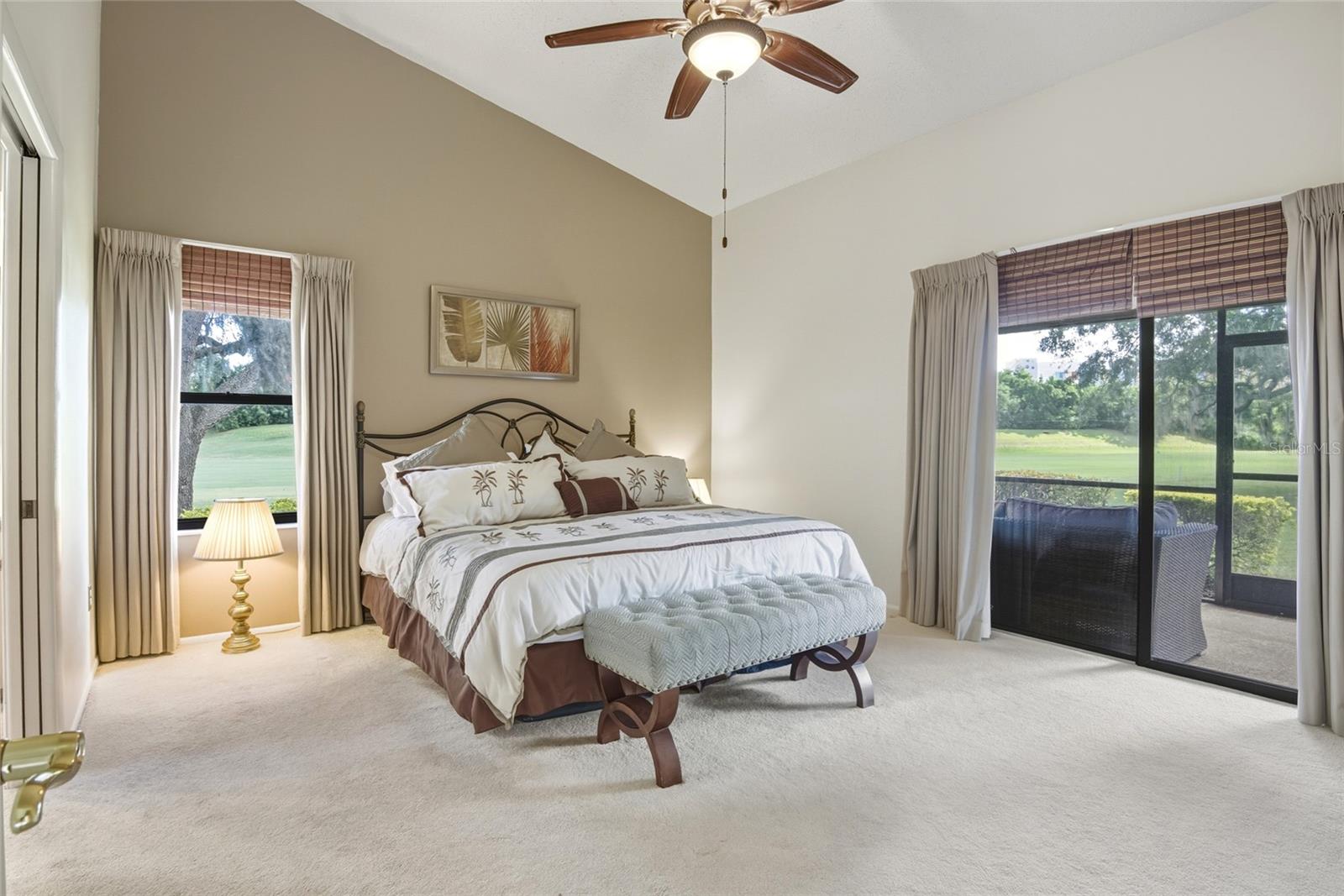 Image 21 of 35 For 7203 Woodville Crescent