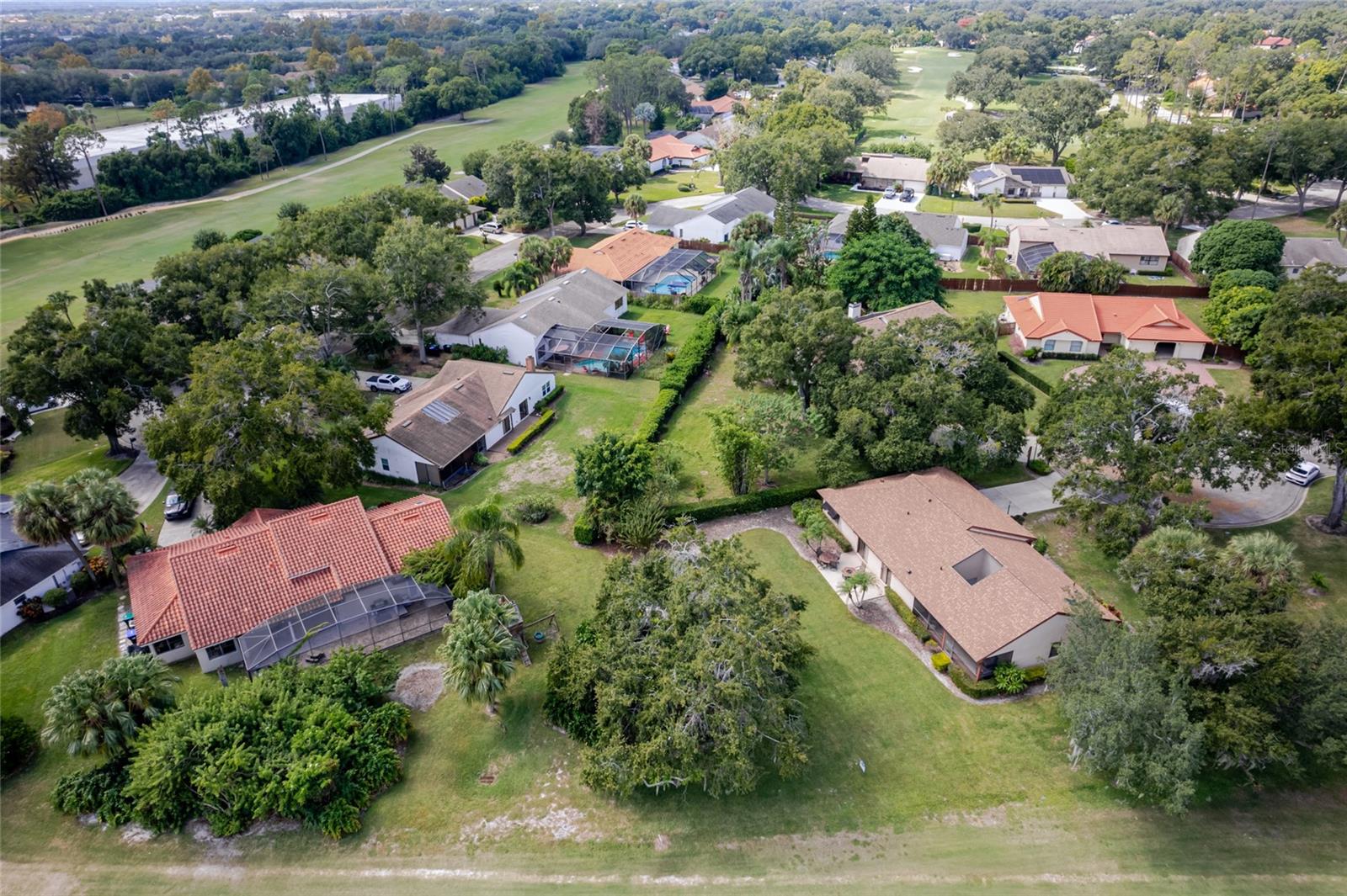 Image 32 of 35 For 7203 Woodville Crescent