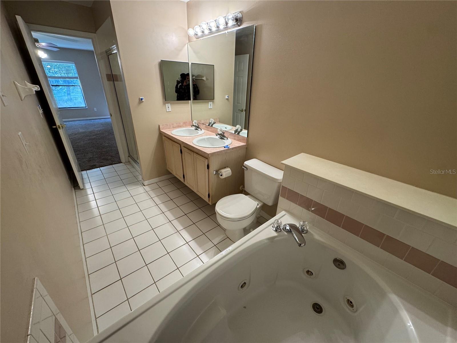 Image 12 of 16 For 1211 Oxbow Lane