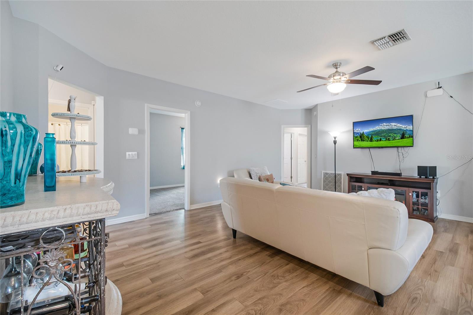 Image 15 of 33 For 512 Monticelli Drive