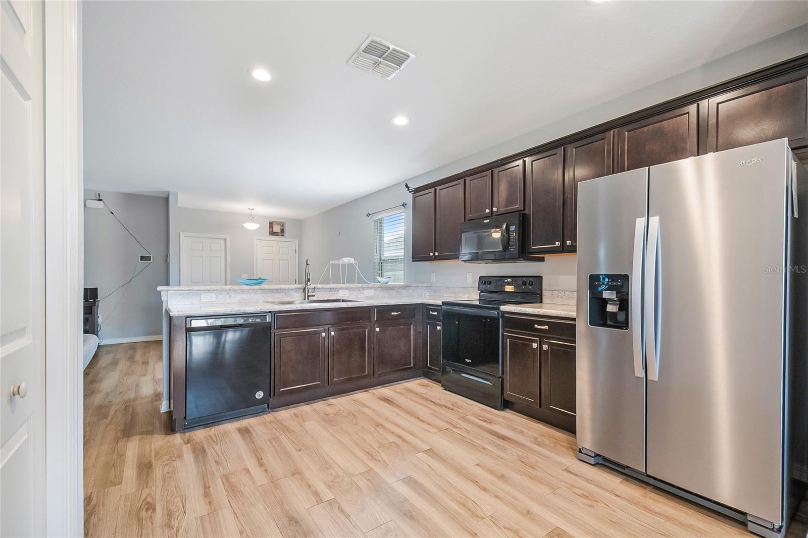 Image 18 of 33 For 512 Monticelli Drive