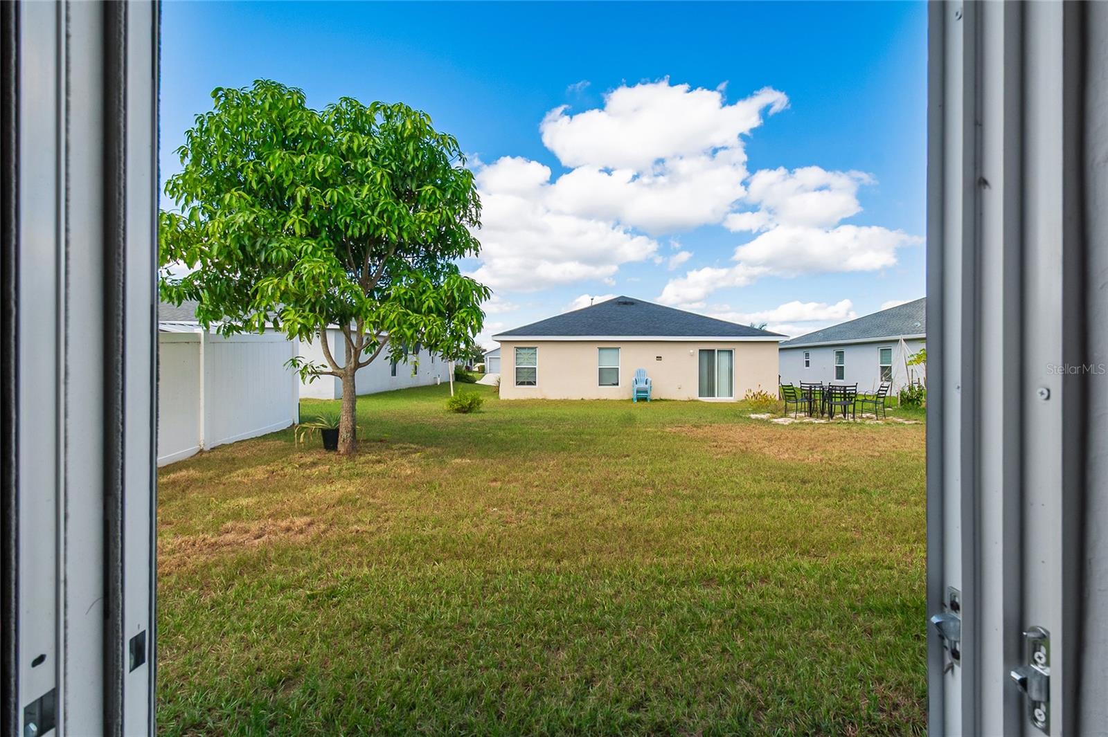 Image 26 of 33 For 512 Monticelli Drive