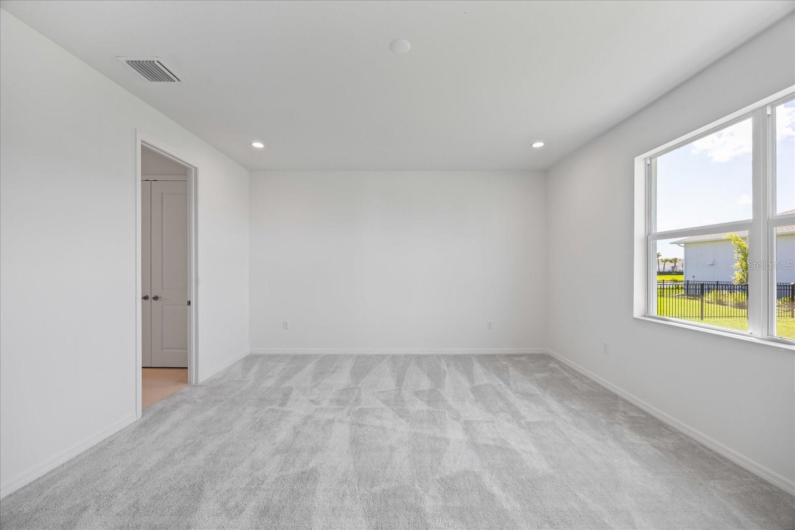 Image 35 of 58 For 16397 Preservation Boulevard