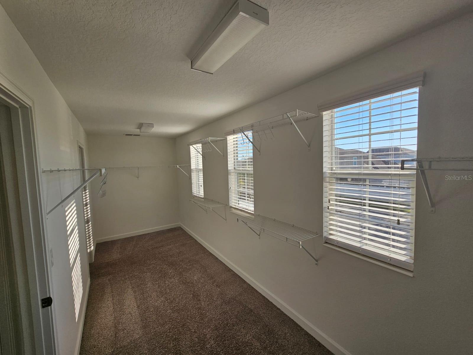 Image 11 of 40 For 3059 Beaver Creek Drive