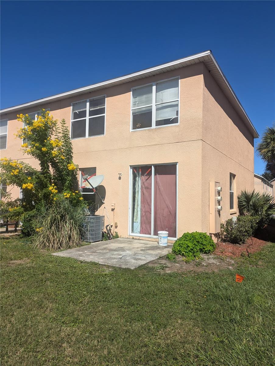 Image 3 of 17 For 604 Captiva Circle