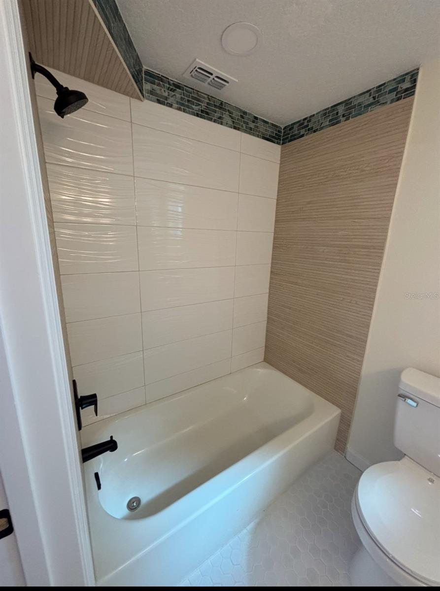 Image 11 of 13 For 1604 8th Street