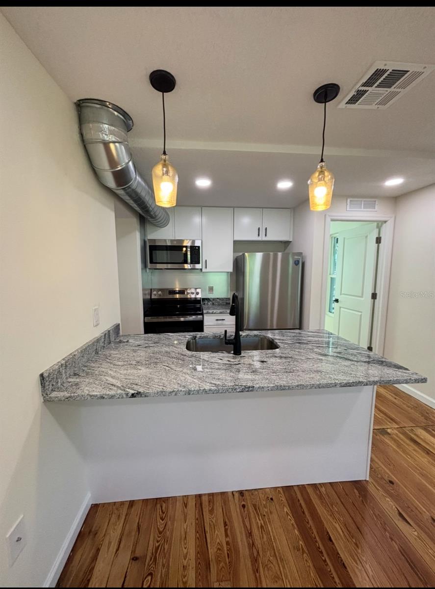 Image 3 of 13 For 1604 8th Street