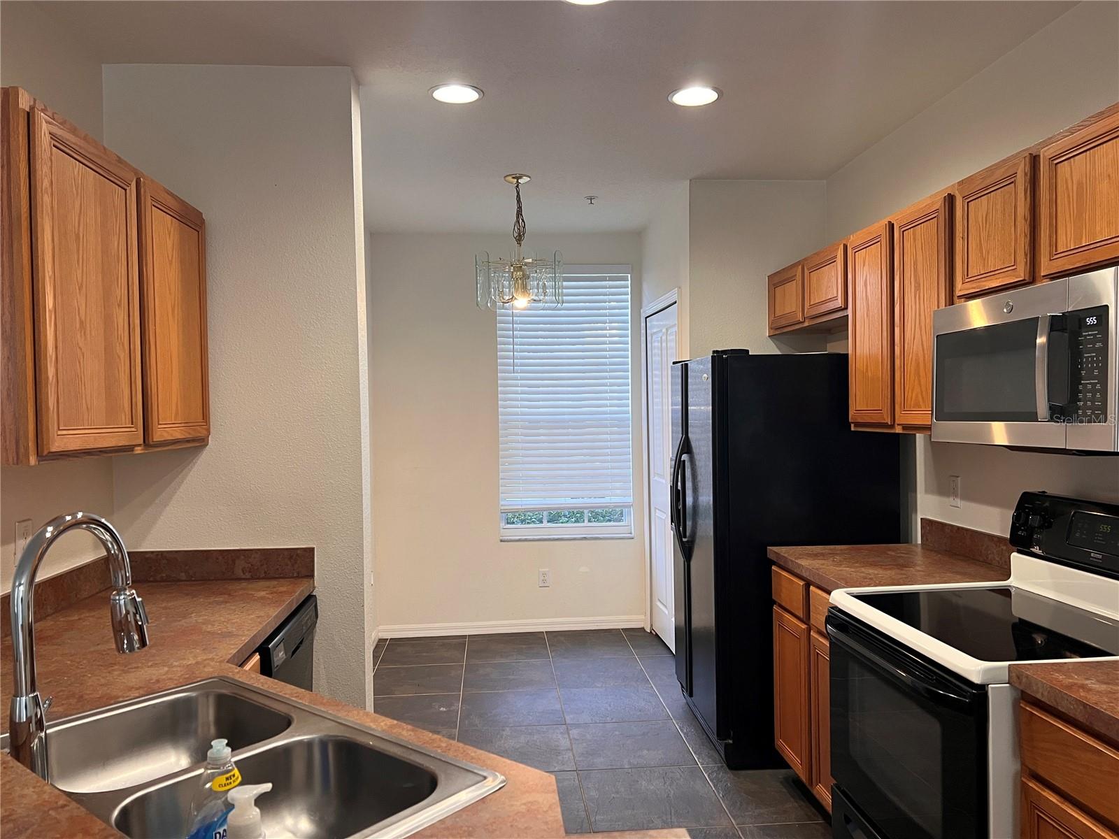 Image 4 of 28 For 6282 Westcott Cove Boulevard