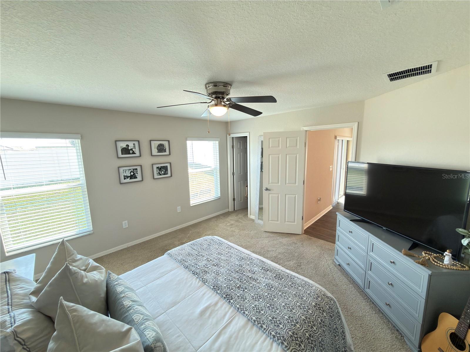 Image 17 of 42 For 1088 Zion Drive