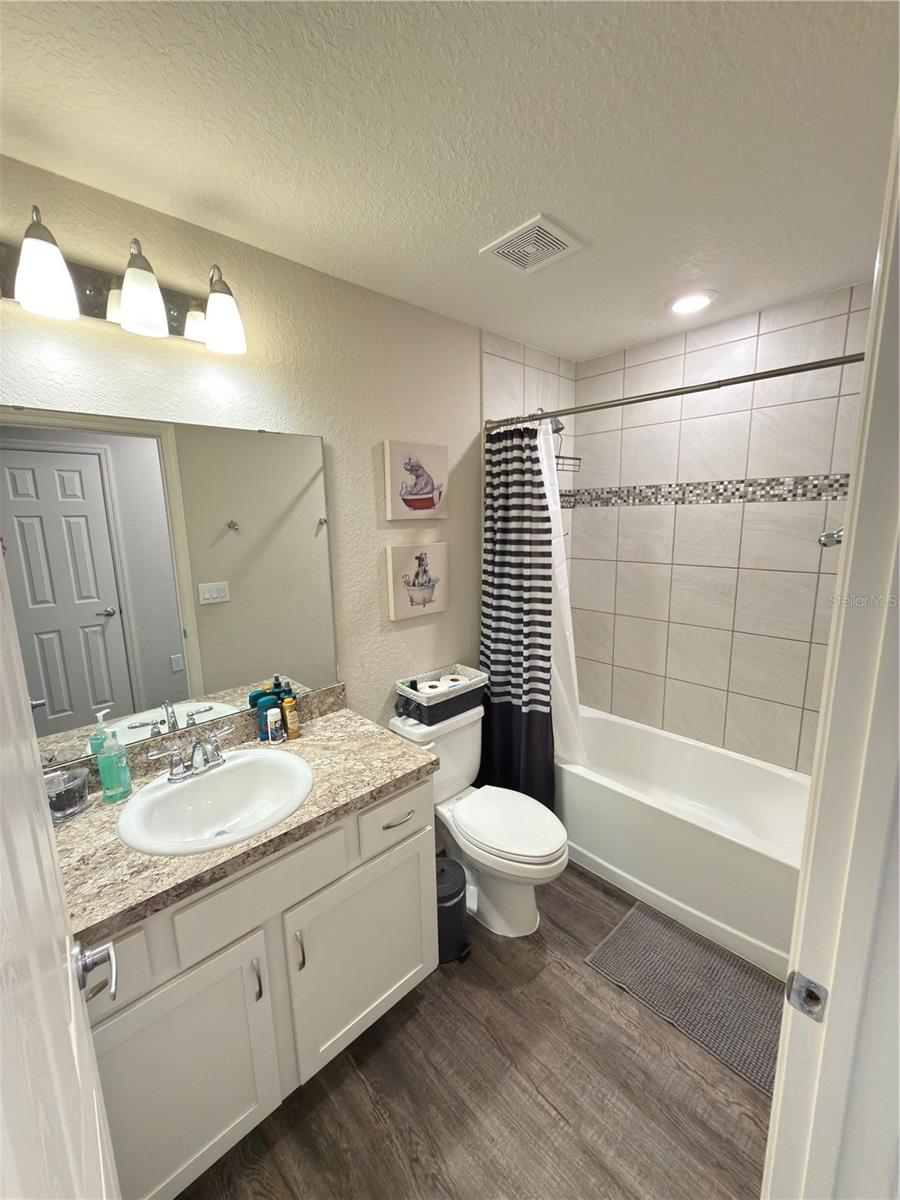 Image 26 of 42 For 1088 Zion Drive