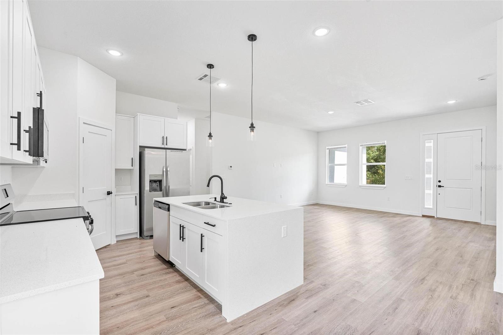 Image 10 of 46 For 7916 Hale Road