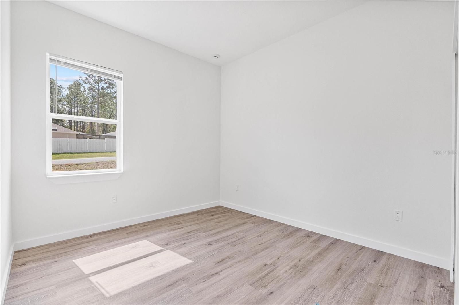 Image 22 of 46 For 7916 Hale Road