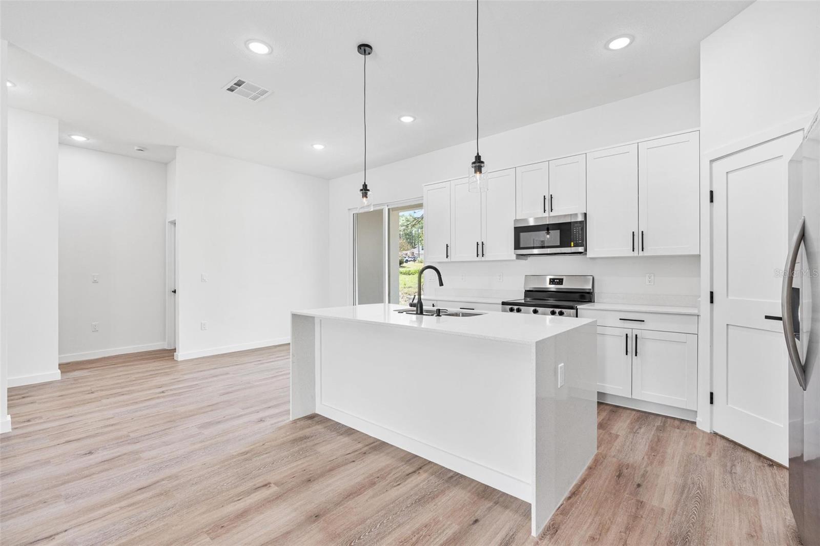 Image 8 of 46 For 7916 Hale Road