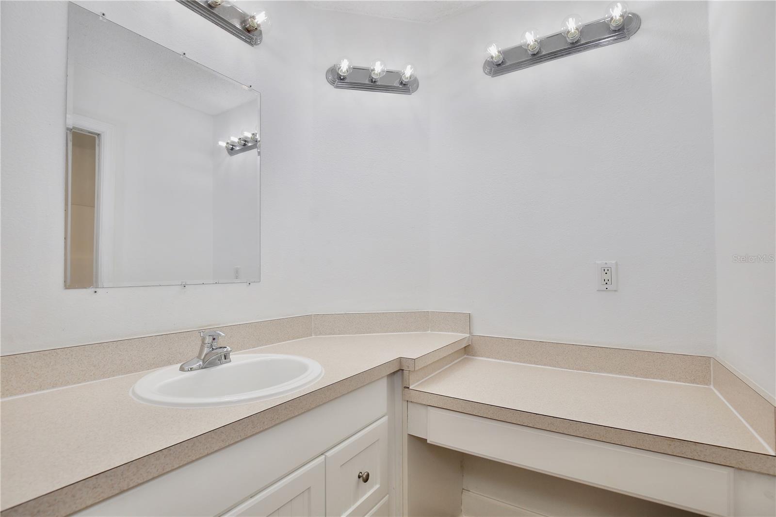 Image 10 of 20 For 8842 Coral Palms Court A