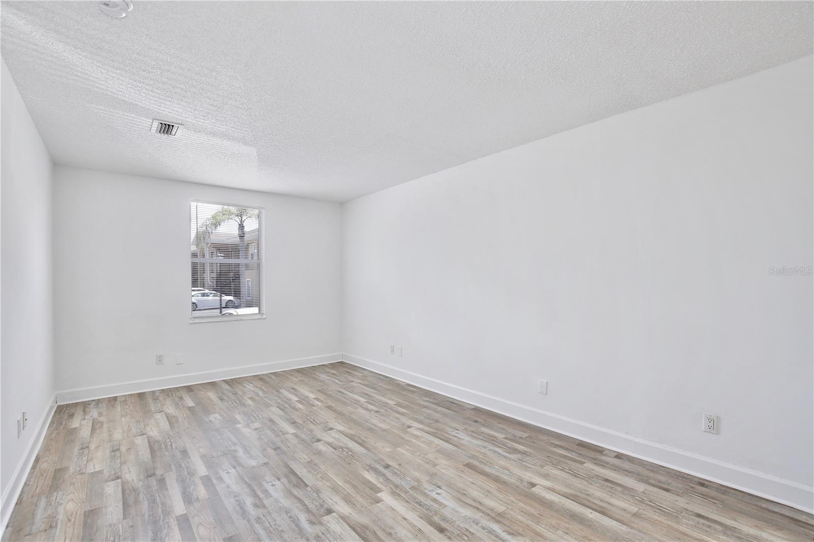 Image 12 of 20 For 8842 Coral Palms Court A