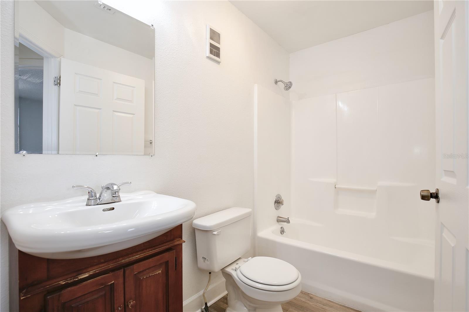 Image 14 of 20 For 8842 Coral Palms Court A